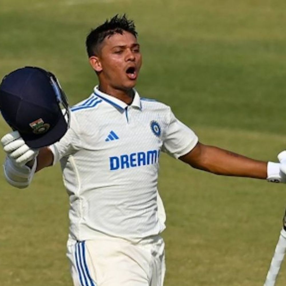 रणजी ट्रॉफी में यशस्वी जायसवाल का 17वां शतक:मुंबई से खेलते हुए राजस्थान के खिलाफ 120 गेंदों में सेंचुरी की; टूर्नामेंट में 1000 रन पूरे