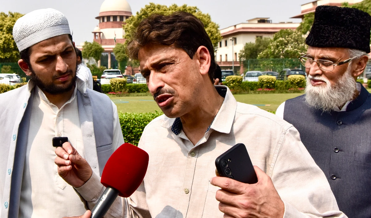 संविधान दिवस पर मोदी के संदेश पर मसूद का कटाक्ष: अगर वह खुद इसे समझ लें तो…