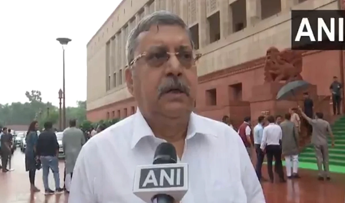 बंगाल में गरमाई राजनीति: मतदाता सूची विवाद पर TMC-BJP आमने-सामने, ममता का मार्च