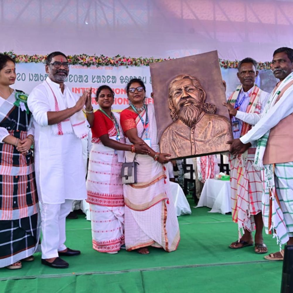 ​​​​​​​लुगूबुरु घांटाबाड़ी धोरोम गाढ़ राजकीय महोत्सव का समापन:मुख्यमंत्री हेमंत सोरेन ने कल्पना सोरेन संग की पूजा, शिबू सोरेन की प्रतिमा स्थापित होगी