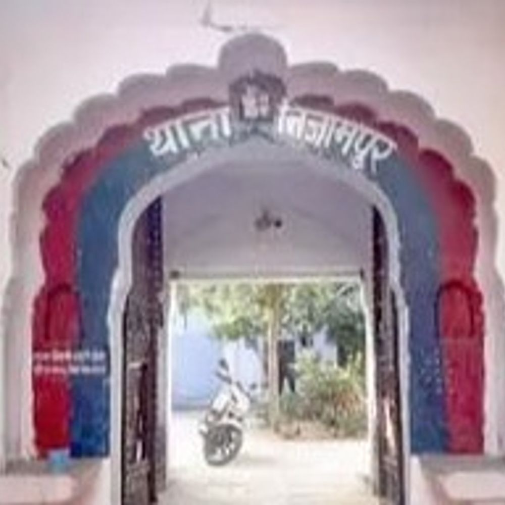 नारनौल में तहसीलदार, वकील व नंबरदार पर मामला दर्ज:मृत व्यक्ति को जिंदा दिखाकर करवा दी एक करोड़ दस लाख की रजिस्टरी