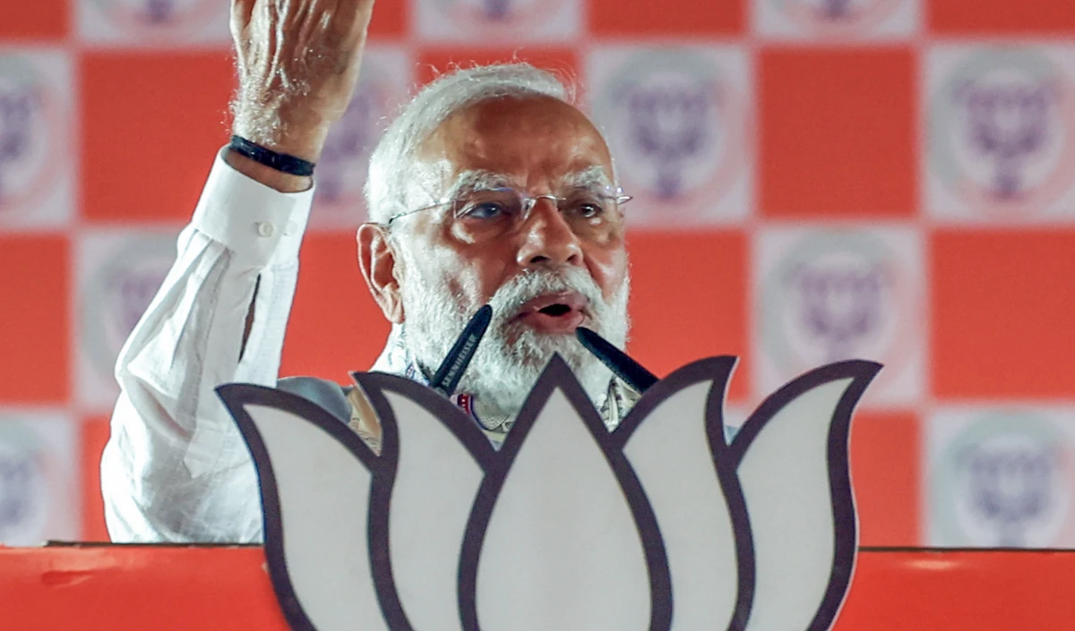 ‘तेजस्वी अपने पिता लालू के ‘पाप’ छिपा रहे हैं, राजद-कांग्रेस विदेशी पर्व मनाते हैं’, पीएम मोदी का विपक्ष पर हमला