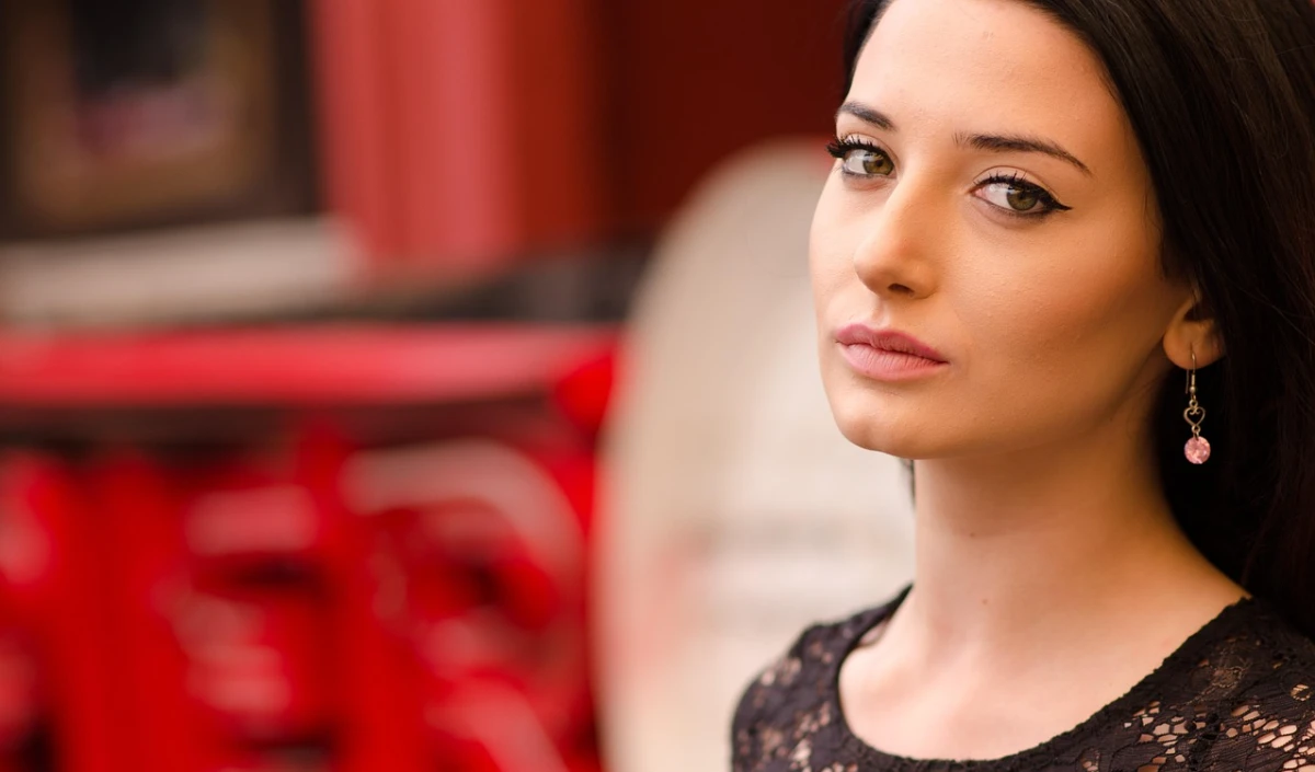 मेकअप को दें परफेक्ट बेस और लॉन्ग लास्टिंग फिनिश, इन घरेलू चीजों से बनाएं प्राइमर