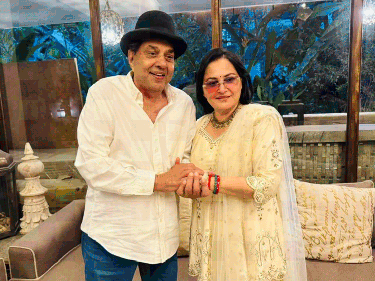 धर्मेंद्र को याद कर भावुक हुईं जया प्रदा:बोलीं- ‘एक्टर नहीं, इंसानियत का चेहरा थे, वैसा स्टार और इंसान दोबारा शायद ही पैदा हो