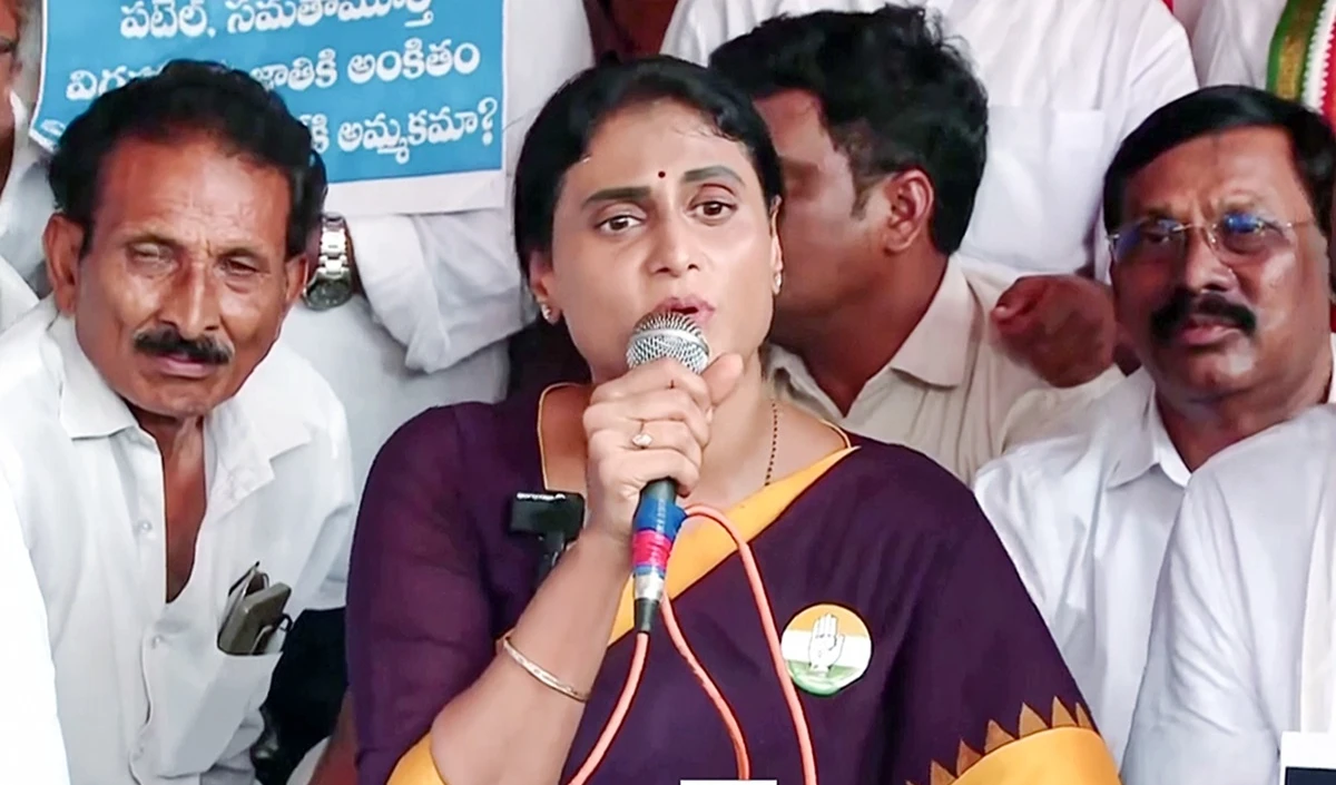 शर्मिला का नायडू पर निशाना: निवेश के दावों पर मांगा कानूनी हलफनामा, खोली पुराने वादों की पोल