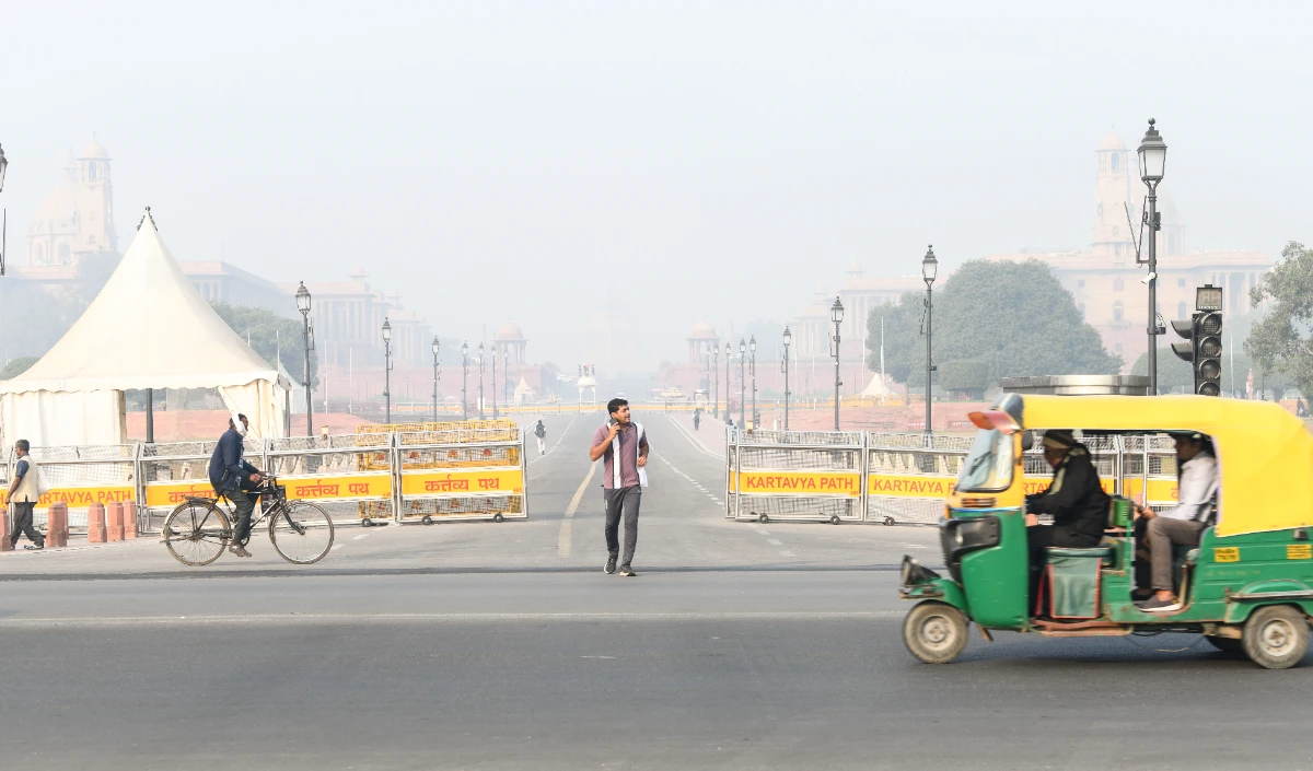 Delhi air pollution: ये बच्चों को गैस चैंबर में डालने जैसा होगा, दिल्ली में प्रदूषण के बीच स्कूलों में आउटडोर खेलों पर सुप्रीम कोर्ट नाराज