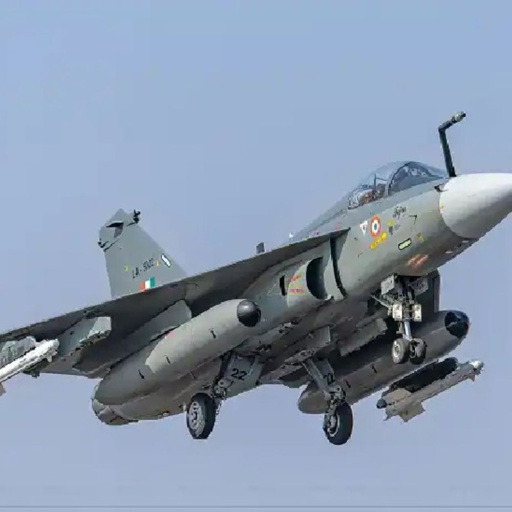 दावा-आर्मेनिया ने भारत से तेजस जेट खरीदने का समझौता रोका:₹10 हजार करोड़ में 12 विमान की डील होनी थी; दुबई क्रैश के बाद फैसला