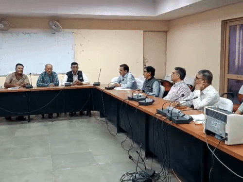 ग्रामीण क्षेत्र में सहकारी व्यवसाय में कर सकते हैं नवाचार:सहकार सप्ताह में वक्ता बोले- होम डिलीवरी की सुविधा शुरू की जाए तो कई छोड़ सकते हैं निजी कंपनियों को पीछे