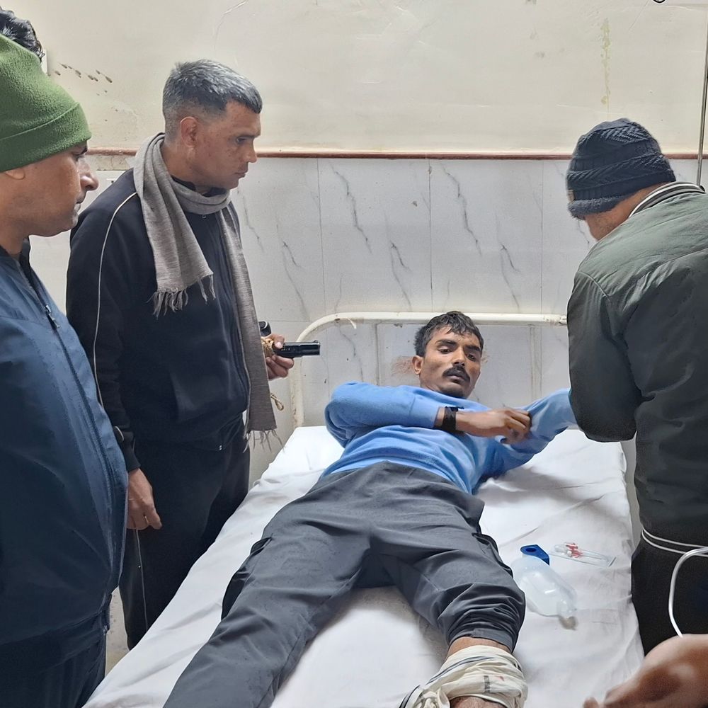 धौलपुर में पुलिस-बदमाश मुठभेड़, एक घायल:50 हजार का इनामी अजीत ठाकुर घायल, कल्याण और धीरा गिरफ्तार