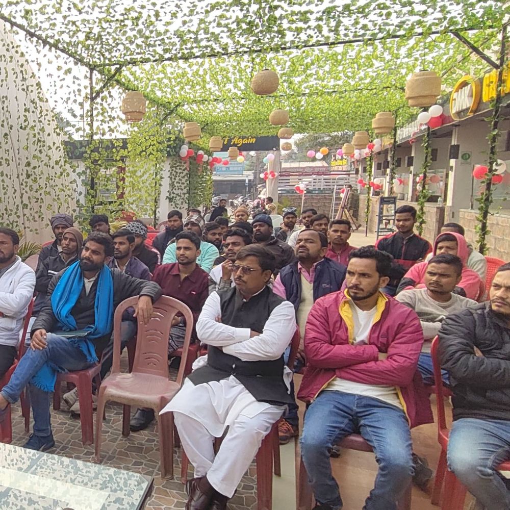 कोसी स्नातक MLC चुनाव को लेकर छात्र-युवाओं की बैठक:मधेपुरा में छात्रों की आवाज उठाने वाले प्रत्याशी को समर्थन देने की अपील, बदलाव की मांग