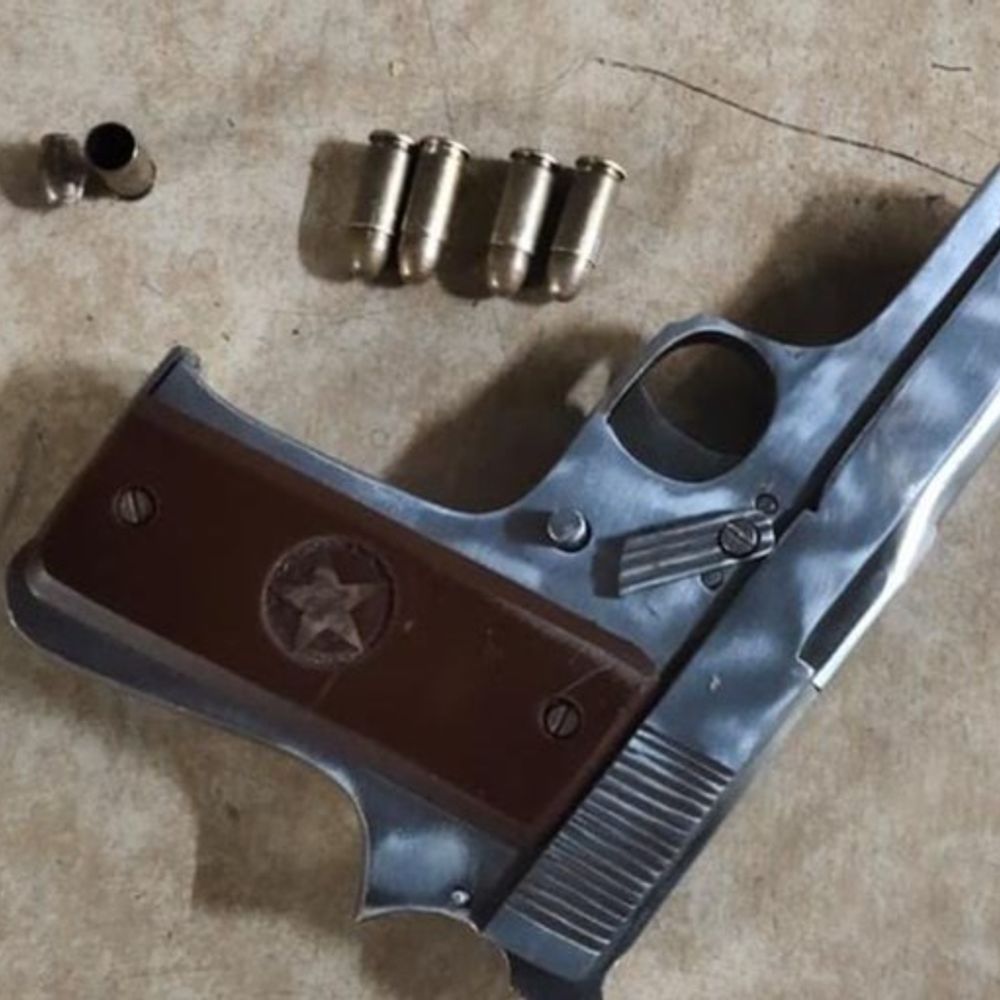 प्रेमी ने सोशल मीडिया इनफ्लुएंसर को बंधक बनाया पीटा, फायरिंग:रील शूट करने आई युवती से विवाद के बाद की वारदात, आरोपी हिरासत में