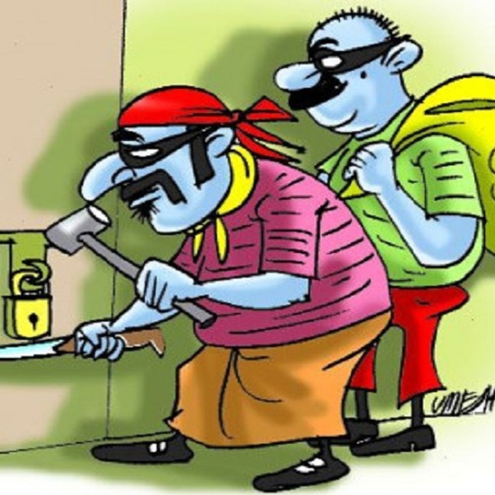 लखनऊ में लेफ्टिनेंट कर्नल के घर चोरी:घर के तीन दरवाजे तोड़े, डीवीआर भी ले उड़े चोर