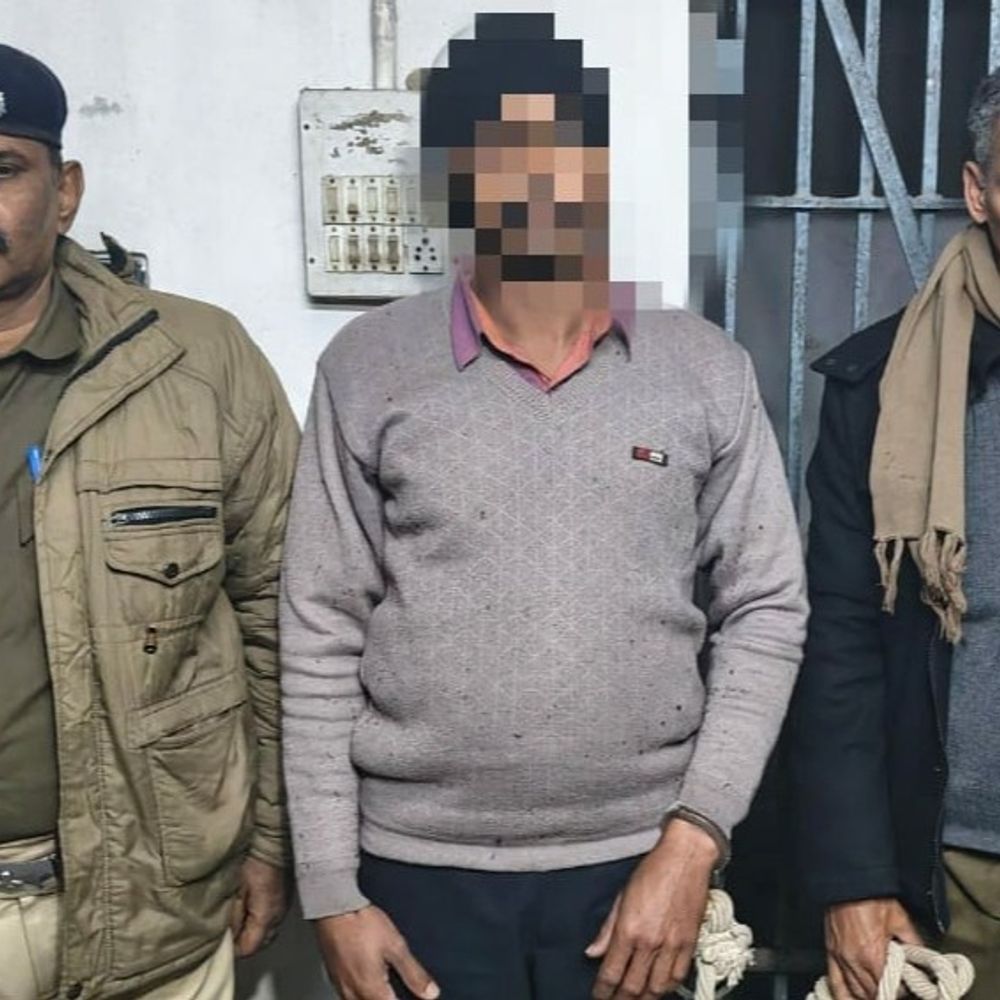 मासूम बच्ची से रेप-हत्या मामले में मुख्य आरोपी गिरफ्तार:भोजपुर में घर से अगवा कर वारदात को दिया था अंजाम, बॉडी को नहर किनारे फेंक दिया था