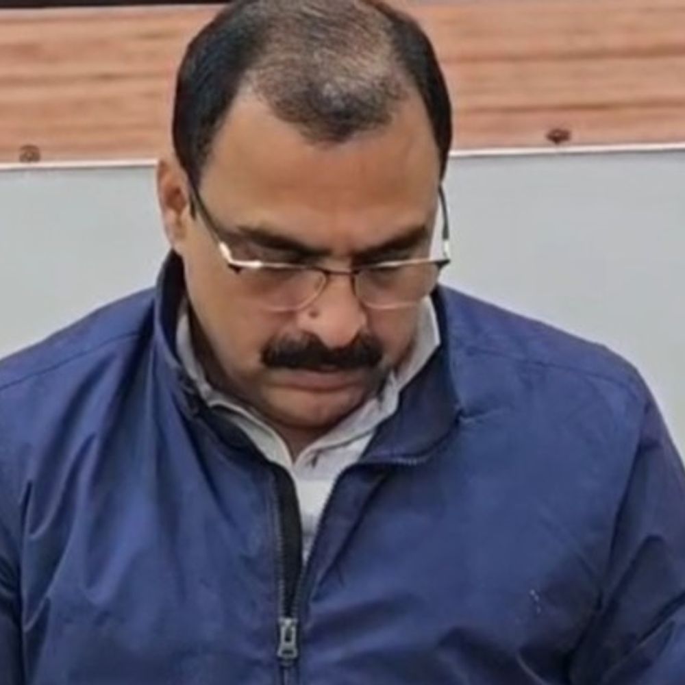 ‘मनरेगा का नाम बदलना महात्मा गांधी पर हमले जैसा’:उमैर खान बोले- दुनिया के 80 देशों में राष्ट्रपिता की प्रतिमाएं, क्या हर जगह से हटाएगा केंद्र