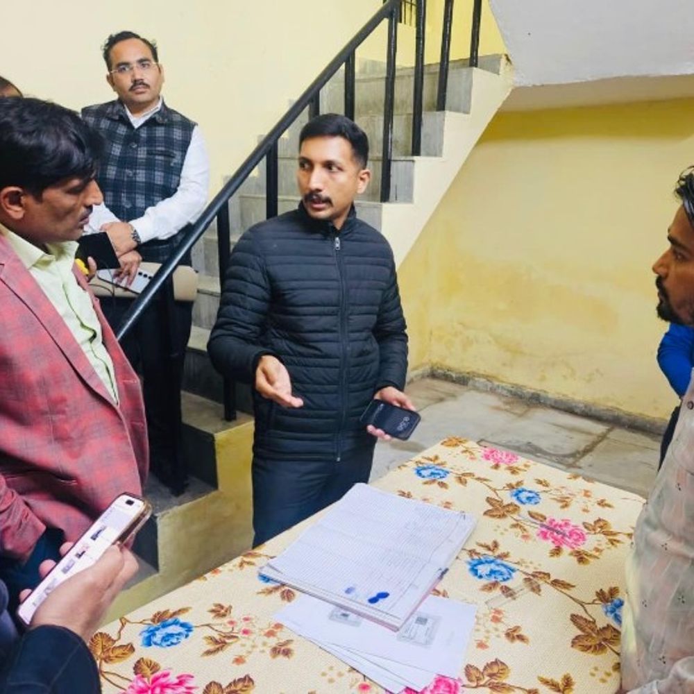 ठंड से पहले लखनऊ प्रशासन अलर्ट:डीएम विशाख जी ने रैन बसेरों का किया निरीक्षण, व्यवस्थाएं पाईं संतोषजनक