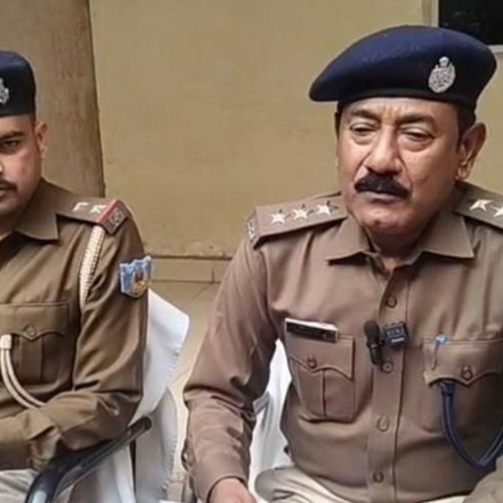 ​​​​​​​पश्चिमी सिंहभूम में बच्चों की तस्करी का खुलासा:नेपाल के भक्तपुर से 6 बच्चों का पुलिस ने किया सुरक्षित रेस्क्यू, परिजनों को सौंपा