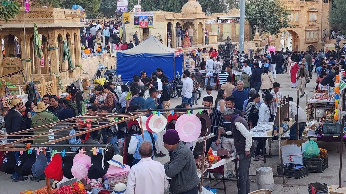 पर्यटन सीजन उफान पर…600 वर्ष पुराना गड़ीसर सरोवर बना स्वर्णनगरी का पर्यटन सितारा