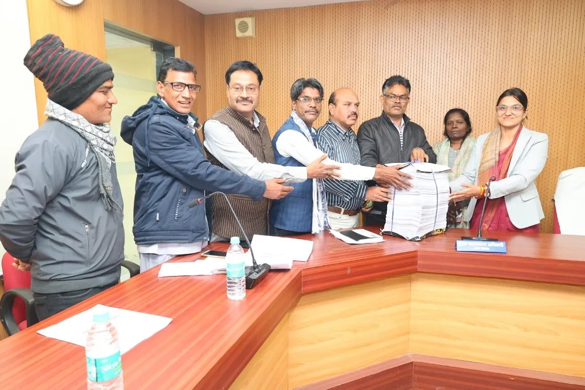 निर्वाचक नामावली से हटाए गए 44 हजार से ज्यादा लोगों के नाम