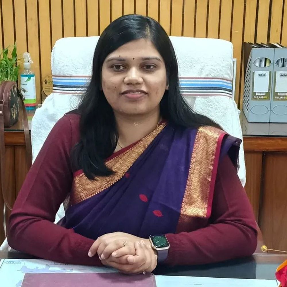 शिवहर में ठंड से स्कूल बंद, अवधि बढ़ी:डीएम ने 8वीं तक की कक्षाओं पर 29 दिसंबर तक प्रतिबंध लगाया