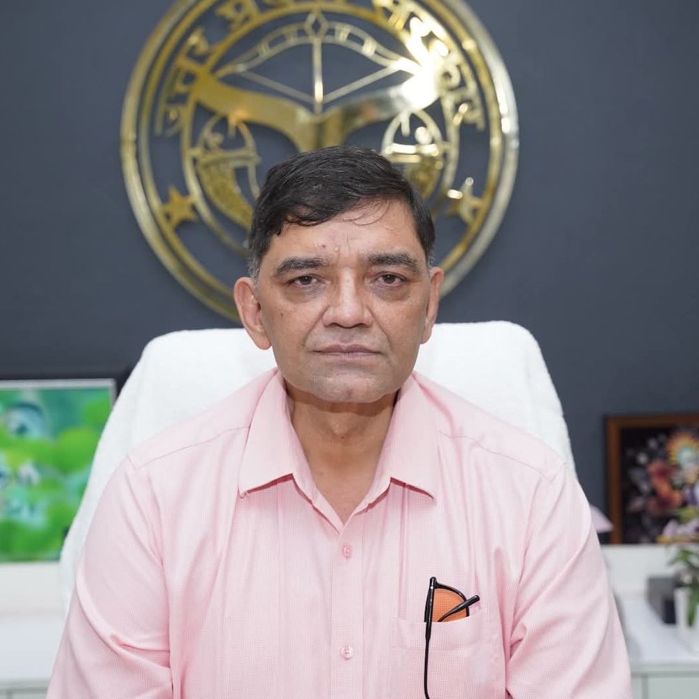 पीलीभीत में शीतलहर के कारण स्कूल बंद:डीएम ने 24 दिसंबर को छुट्टी करने के दिए आदेश