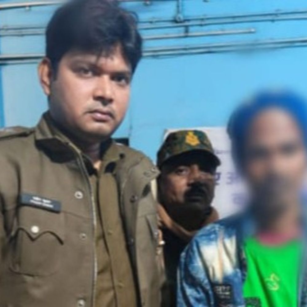 किशनगंज में 14 पुड़िया स्मैक के साथ युवक गिरफ्तार:पुलिस ने मादक पदार्थ तस्करी के खिलाफ की सख्त कार्रवाई