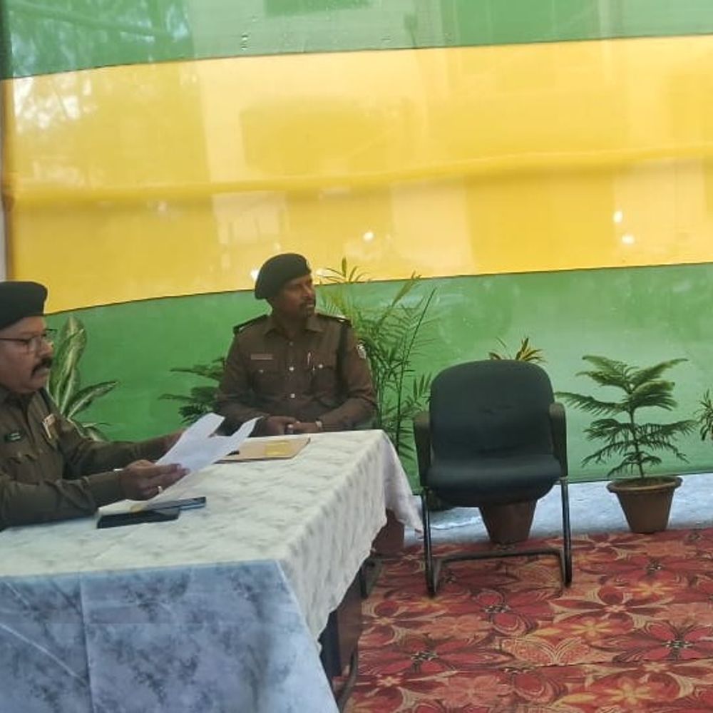 अब हर शनिवार को आंचल स्तर पर लगेगा जनता दरबार:अररिया एसपी ने भूमि विवादों पर की नई पहल, लोगाें ने की सराहना