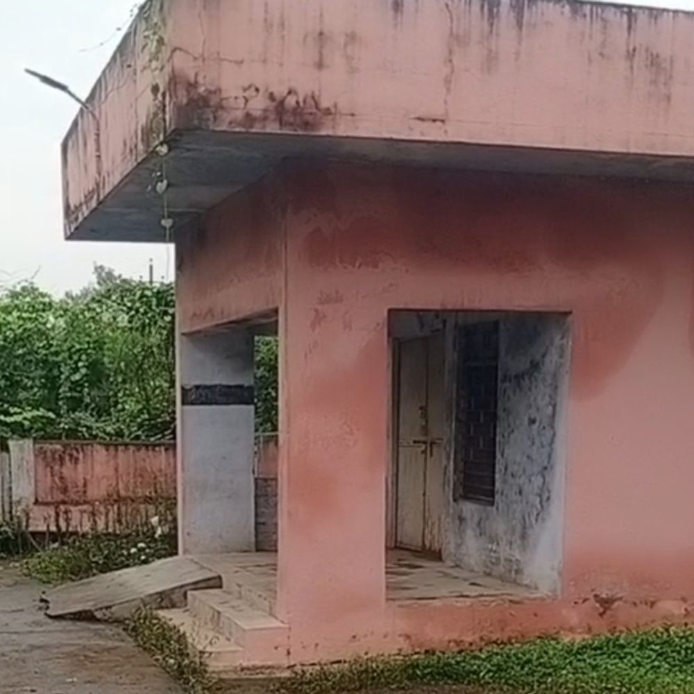 ललितपुर में सिंचाई करते किसान की मौत:खेत में काम करते समय बिगड़ी थी तबीयत, इलाज के दौरान दम तोड़ा