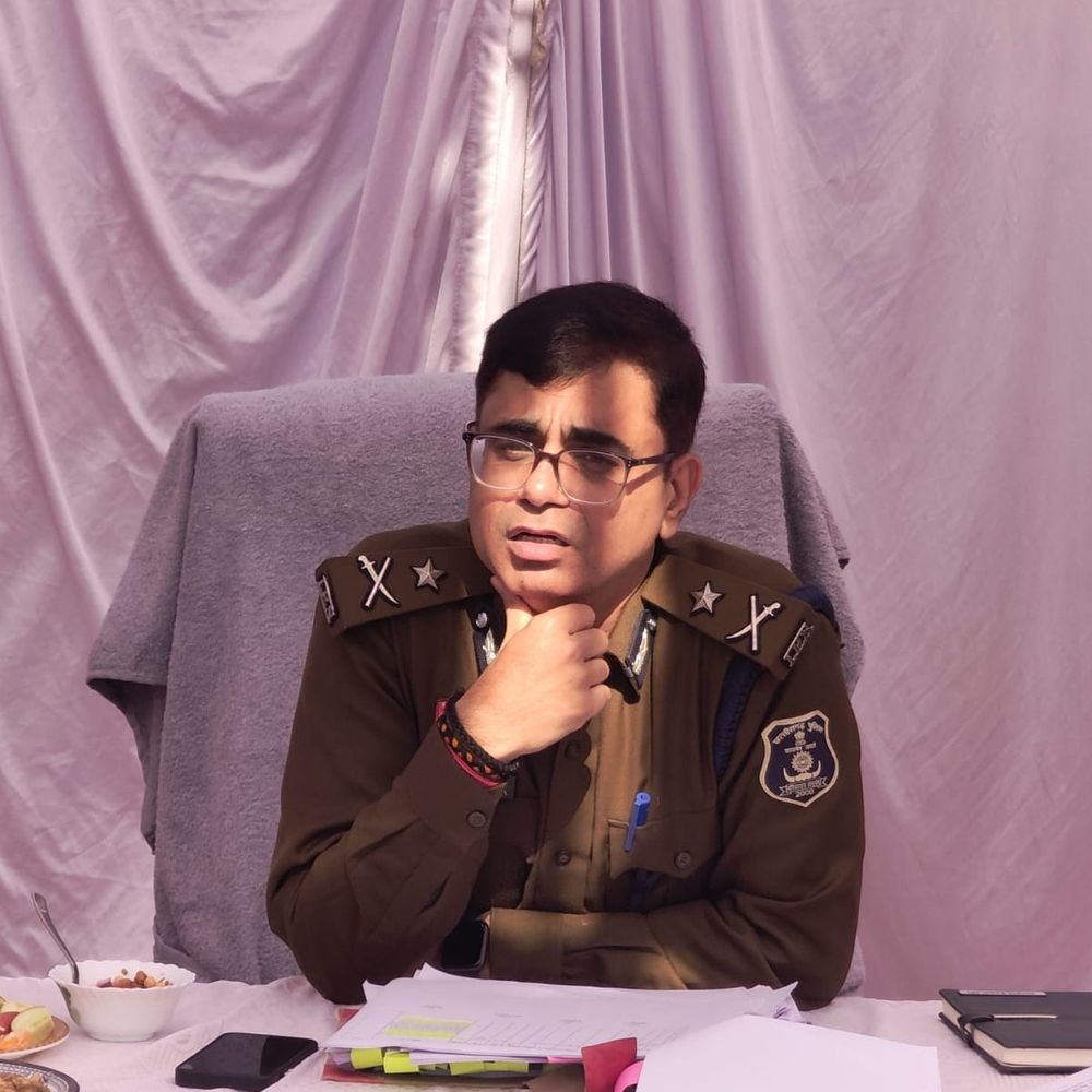 राजपुर में सरगुजा संभाग की पुलिस समीक्षा बैठक:एनडीपीएस और गौ तस्करी मामलों में सख्त कार्रवाई के निर्देश, लंबित प्रकरणों को सुलझाने पर जोर