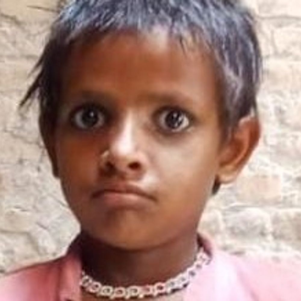 संभल में ट्रैक्टर से कुचलकर बच्ची की मौत:खाद ले जा रहे ट्रैक्टर से हादसा, पुलिस ने शव पोस्टमार्टम के लिए भेजा