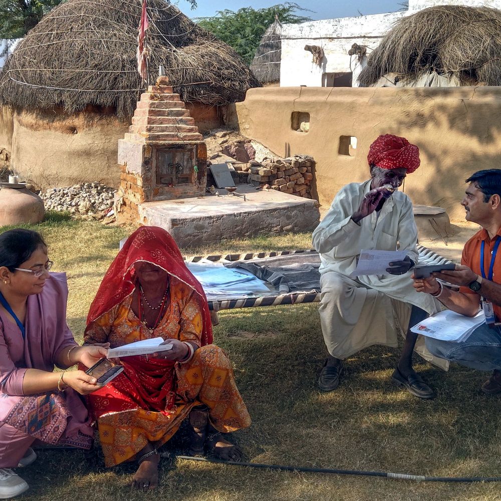 सुप्रीम कोर्ट केरल सरकार की SIR के खिलाफ याचिकाएं सुनेगा:बंगाल के 2208 बूथ पर 100% फॉर्म वापस, दावा- ऐसा संभव ही नहीं, CEO ने रिपोर्ट मांगी