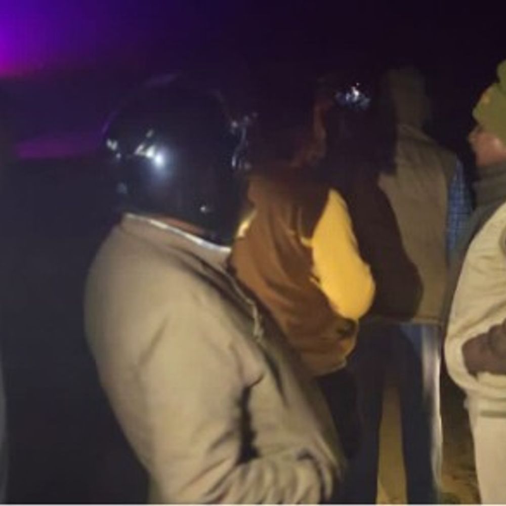 कौशांबी में सड़क हादसे में युवक की मौत:अज्ञात वाहन ने मारी टक्कर, ससुराल जाते समय हुआ हादसा