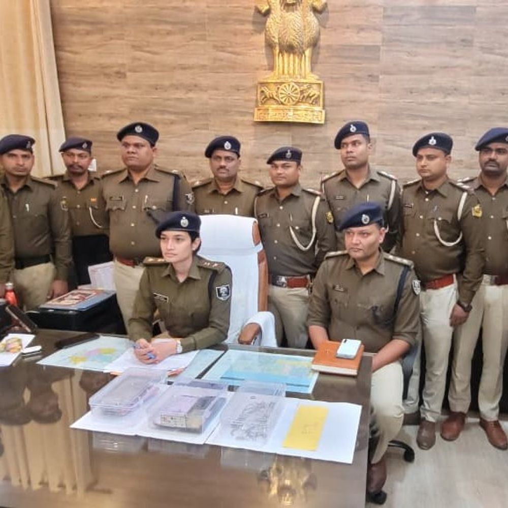 पूर्णिया में अंतरजिला चोर गिरोह के चार बदमाश गिरफ्तार:मोबाइल और ज्वेलरी शॉप को बनाया था निशाना, तीन का आपराधिक रिकॉर्ड आया सामने