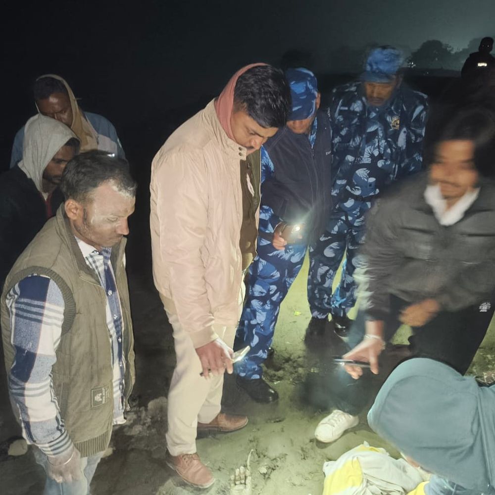 भागलपुर में चार दिनों से लापता शख्स की मिली लाश:गंगा नदी किनारे पड़ा मिला शव; परिजन ने हत्या की आशंका जताई, निष्पक्ष जांच की मांग की