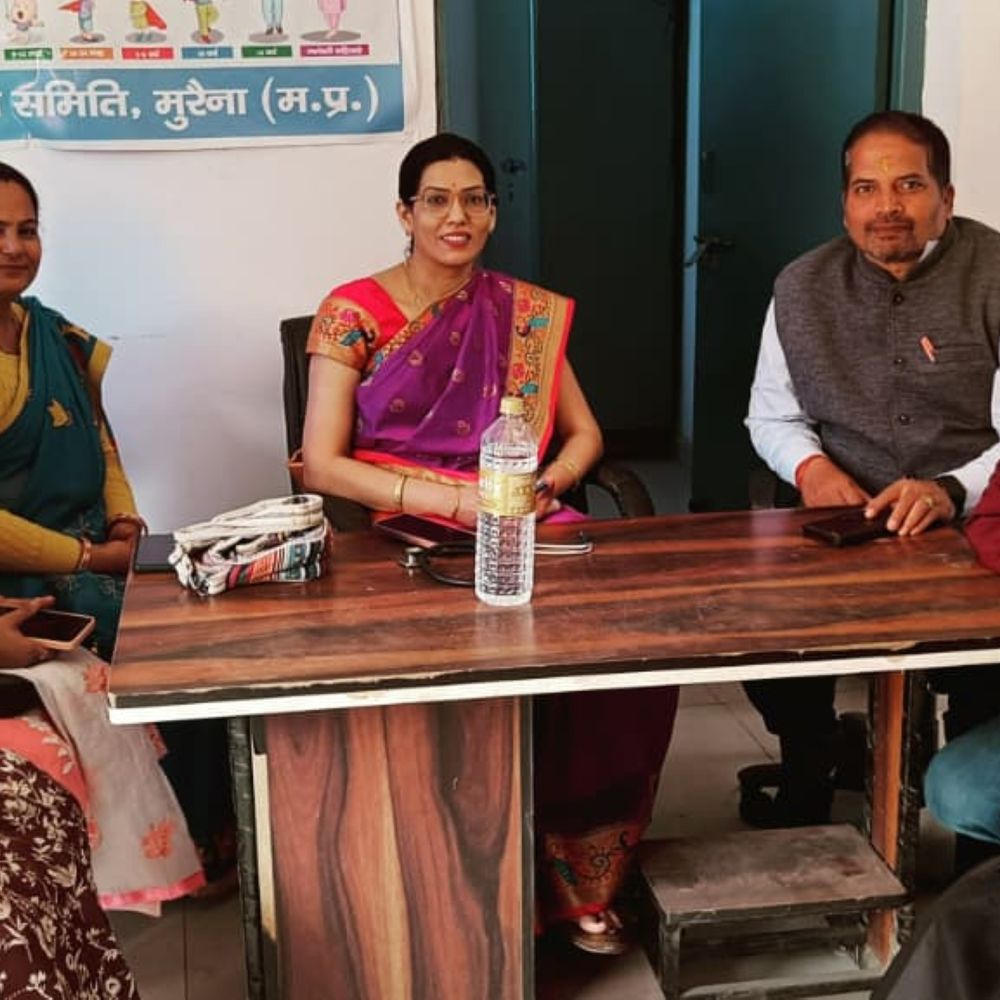 शहरी व ग्रामीण क्षेत्रों में आयुष्मान कार्ड बनाने चलाया गया अभियान