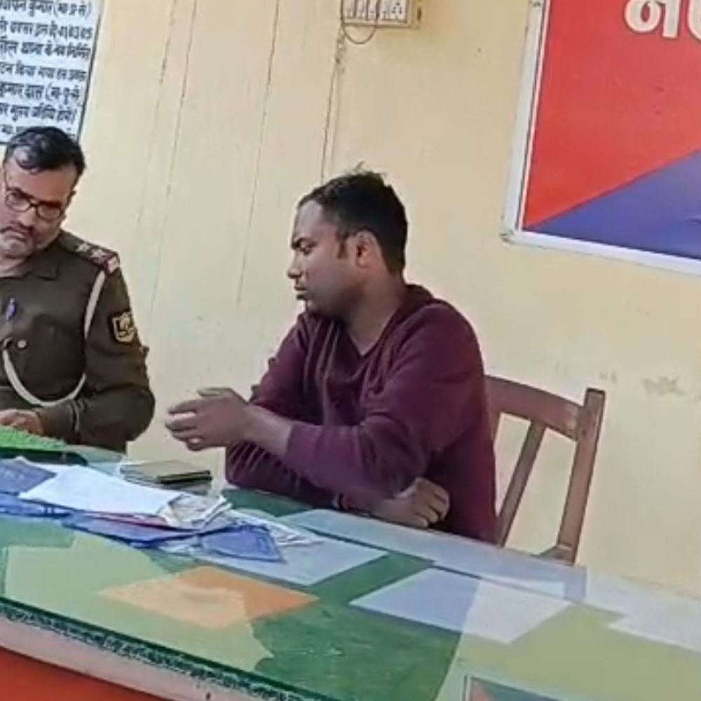 कंजिया गांव में प्रसाद को लेकर दो पक्षों में झड़प:चले ईट-पत्थर, दो लोग गंभीर घायल; एक वाराणसी रेफर