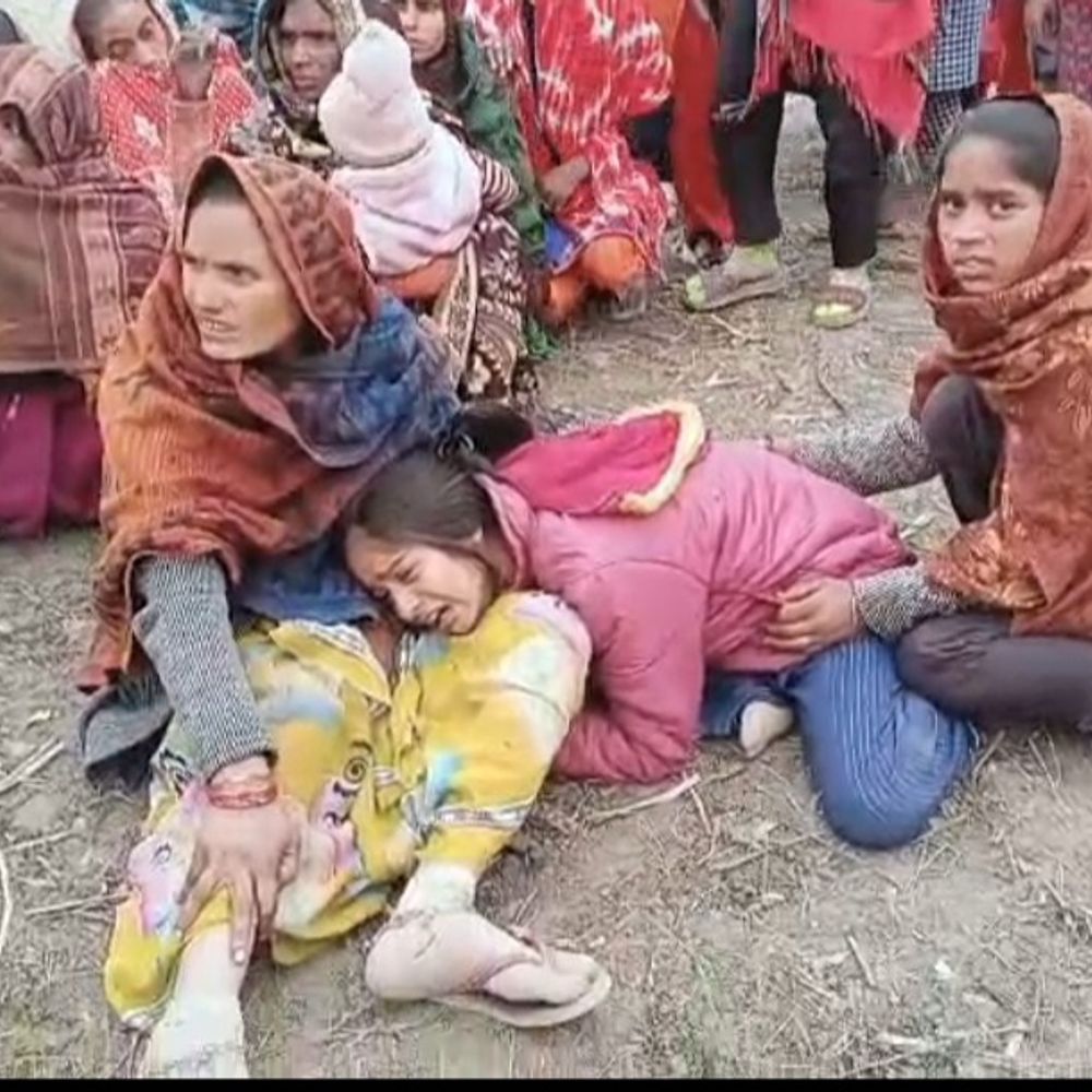 युवक का शव पेड़ पर फंदे से लटका मिला:पत्नी से मिलने ससुराल आया था, पुलिस जांच में जुटी