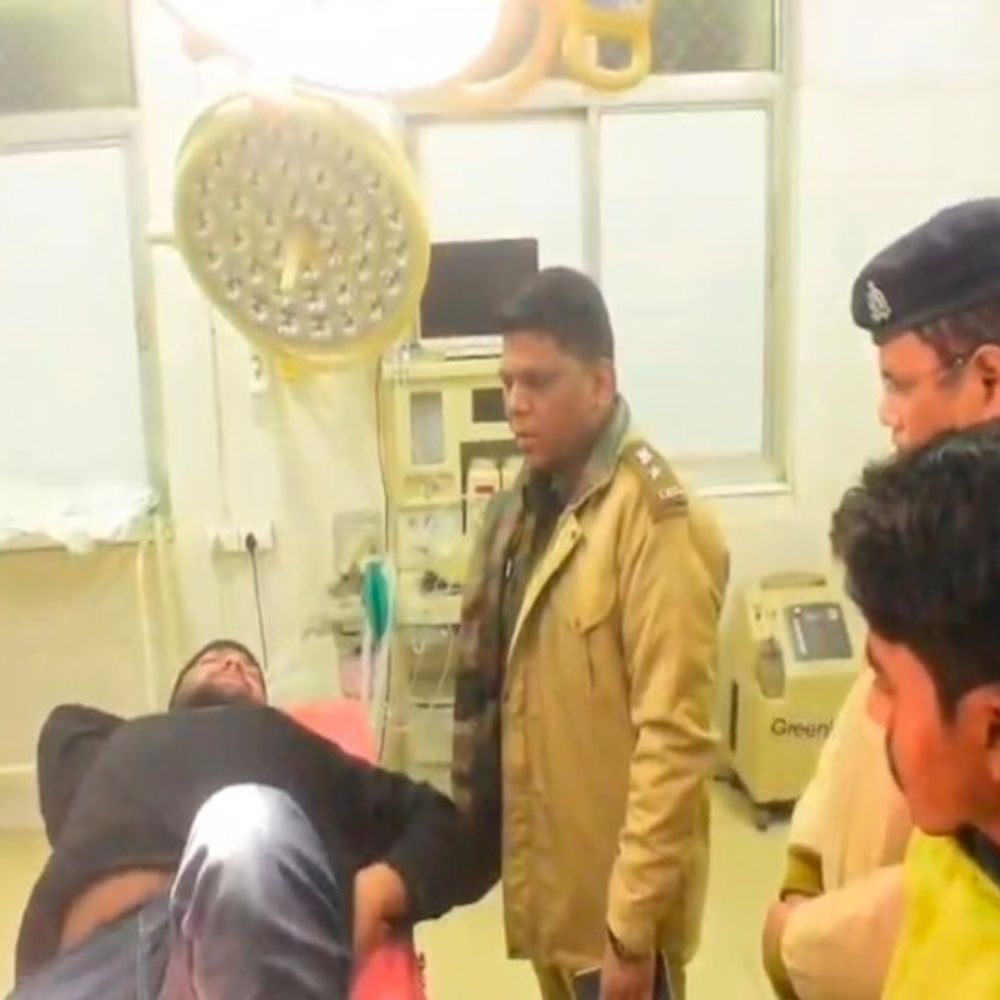 सुल्तानपुर में 6 आरोपियों पर 25-25 हजार का इनाम घोषित:पुलिस पर हमले करने वाले बदमाशों से लेकर हत्या और गैंगवार मामले में कार्रवाई