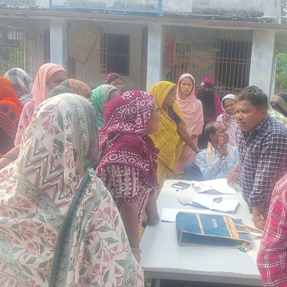 मुजफ्फरपुर में शौचालय योजना में घूसखोरी का आरोप:जियो टैगिंग के नाम पर 2 हजार लिए, बीसीओ बोले- पूरे मामले की जांच होगी