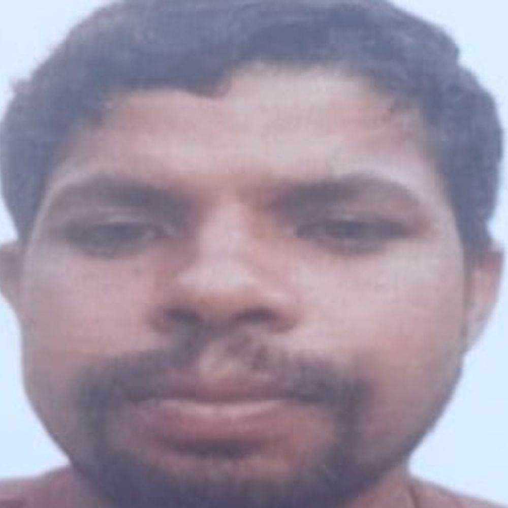 कासगंज में युवक ने की आत्महत्या:पत्नी से विवाद के बाद की लगाई फांसी, नीम के पेड़ पर फंदे से लटका मिला शव