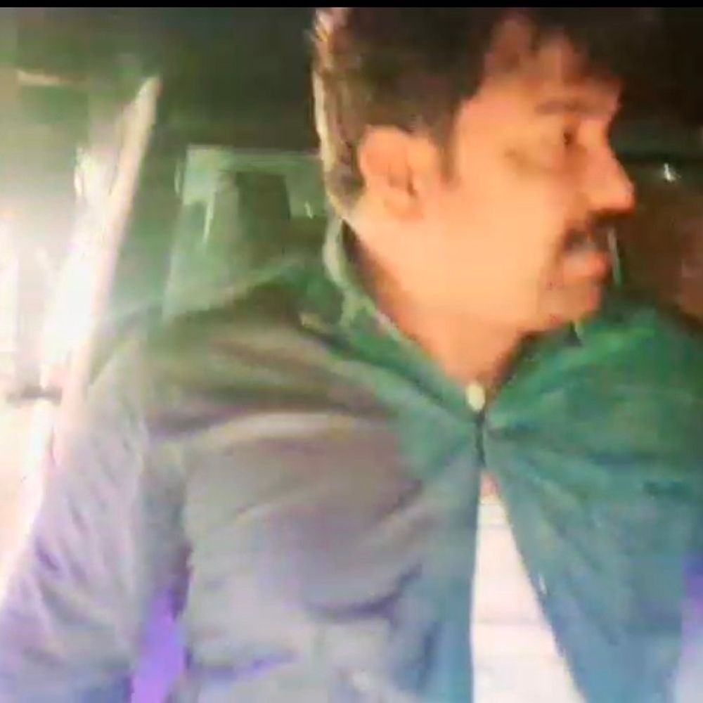 रायबरेली में महिला को लिफ्ट देकर नशीला पदार्थ पिलाया:कार चालक ने की दुराचार की कोशिश, ग्रामीणों ने पकड़ा