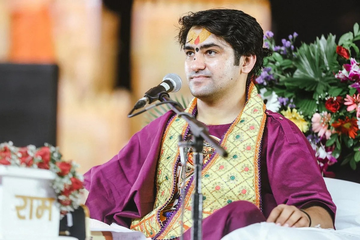 Bageshwar Baba in CG: छत्तीसगढ़ में आज से आचार्य धीरेंद्र शास्त्री की हनुमंत कथा शुरू, जानें पूरी detail…