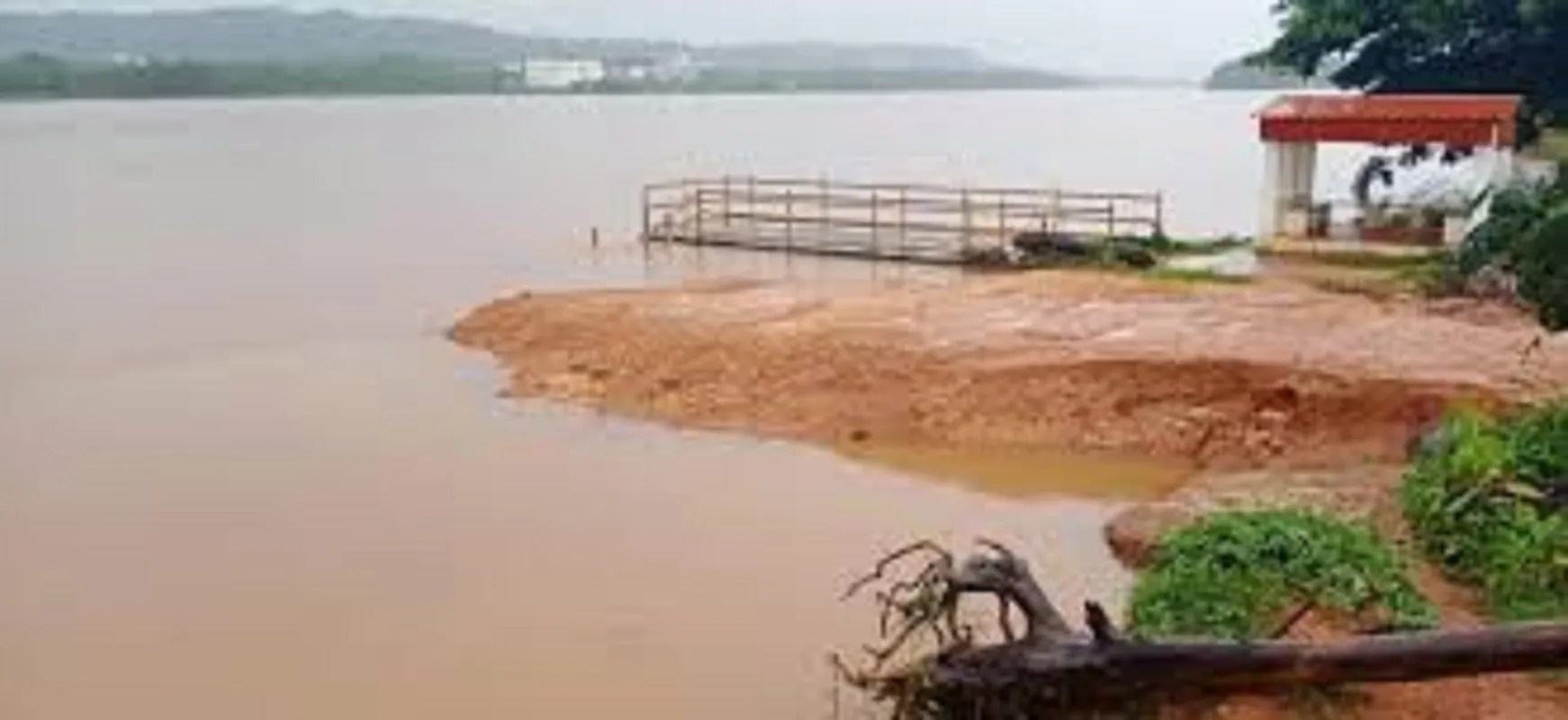 नालों पर तटबंध निर्माण से बढ़ी जलसुरक्षा, किसानों में उत्साह