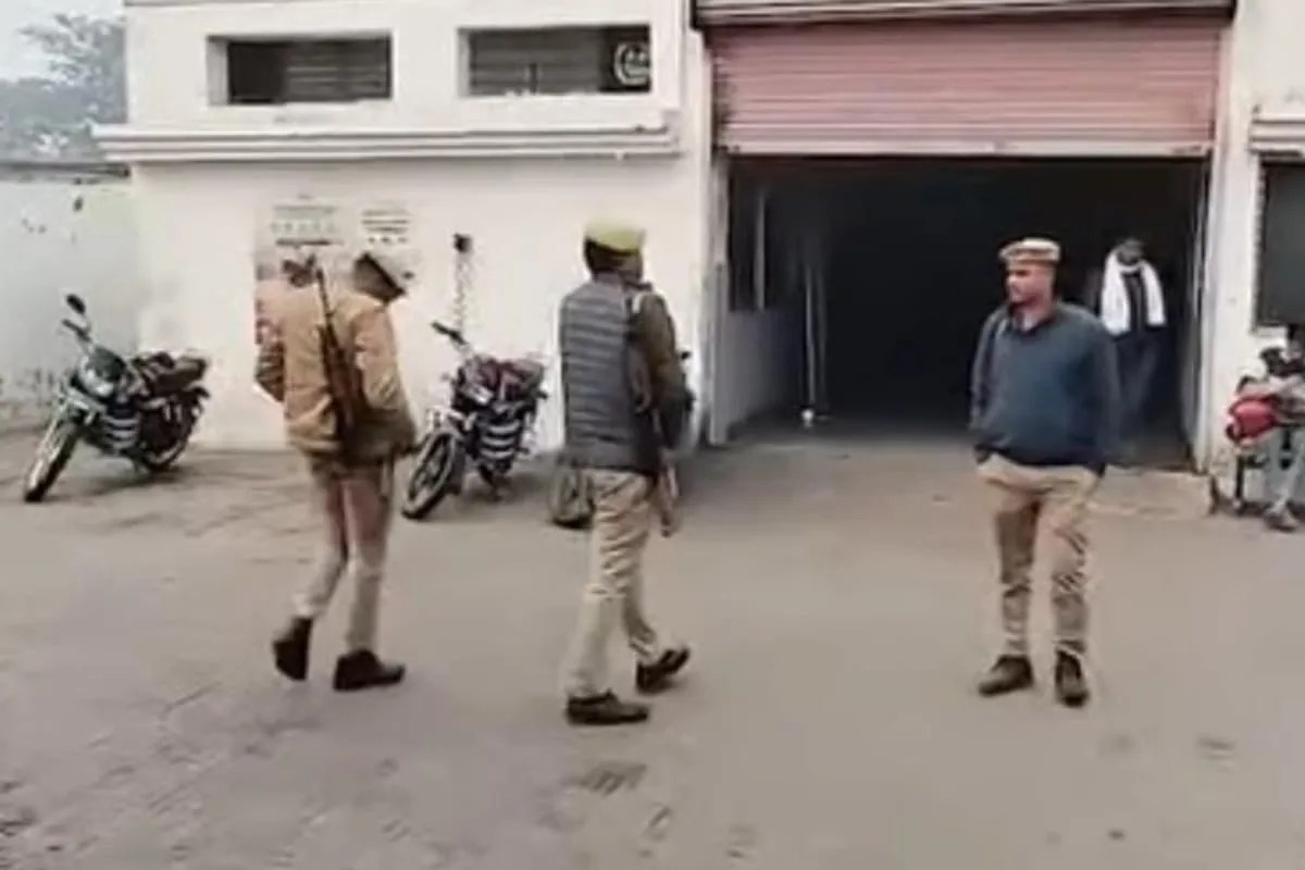 IT Raid: इनकम टैक्स के सर्च ऑपरेशन में अब नेपाल तक के लिंक मिले…गोरखपुर मंडल में पांच दिनों से जारी है रेड