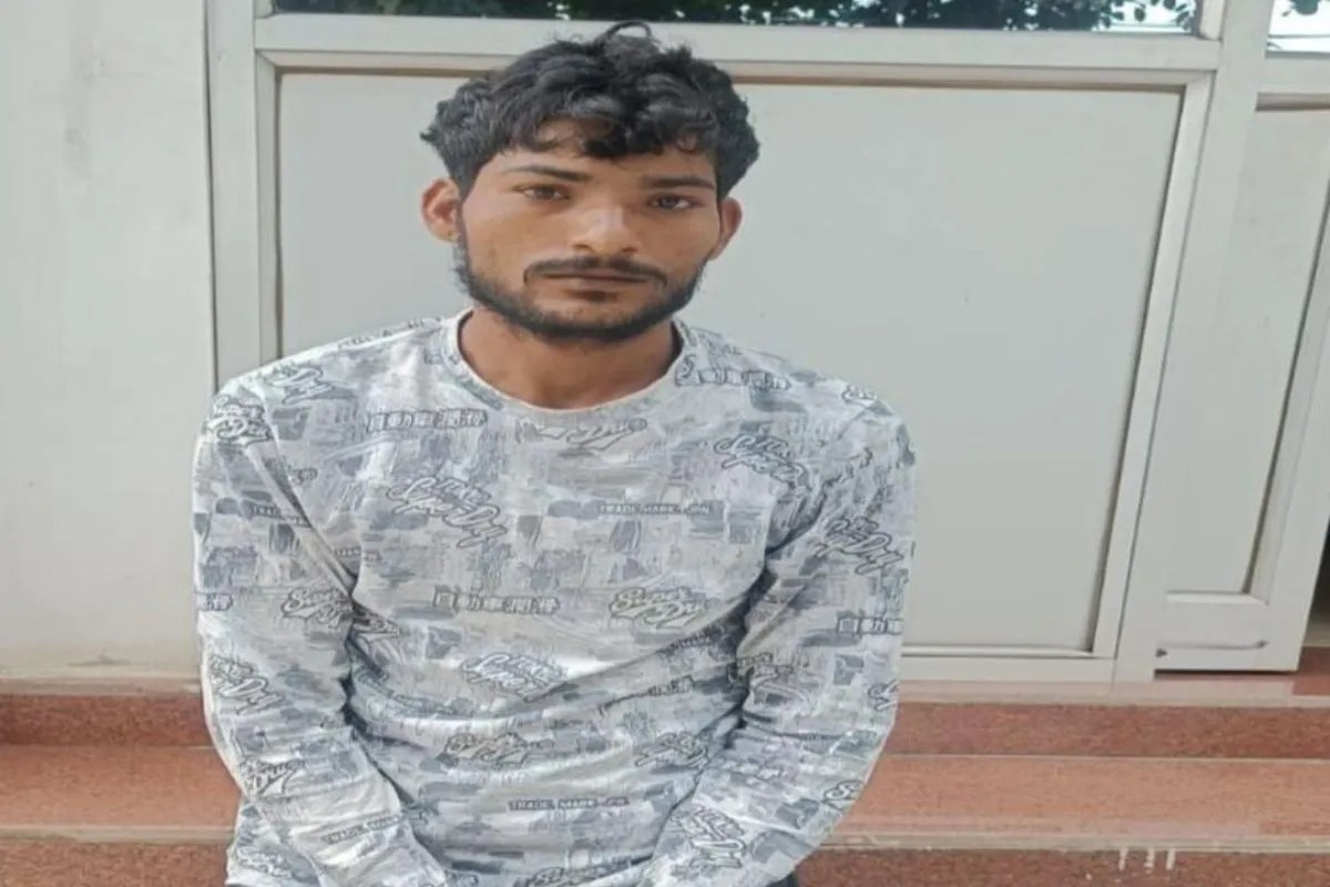 Kota Blind Murder: एकतरफा प्रेम में दोस्त की हत्या, महिला से बात करता था युवक, गला रेतकर मार डाला और गड्ढे में फेंकी लाश