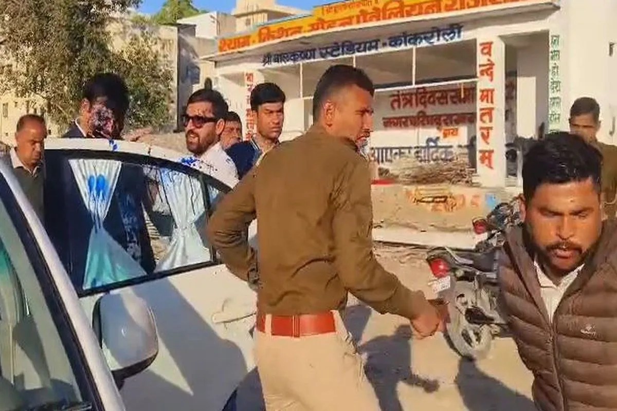 राणा राजसिंह मार्ग का विवाद: आयुक्त के मुंह पार पोती गई थी स्याही, दो दिनों तक चला सियासी ड्रामा