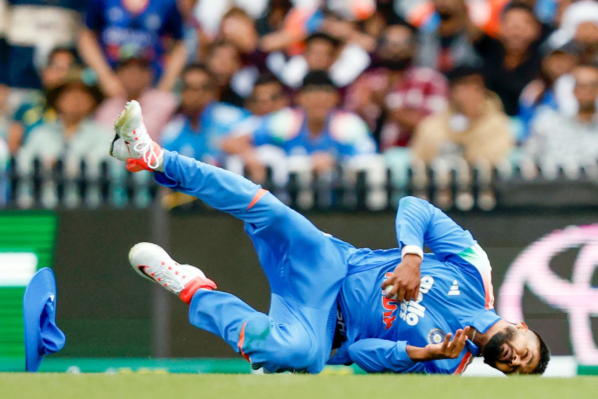 IND vs NZ: पूरी तरह फिट नहीं हुए श्रेयस अय्यर, न्यूजीलैंड के खिलाफ वनडे सीरीज से भी हुए बाहर!