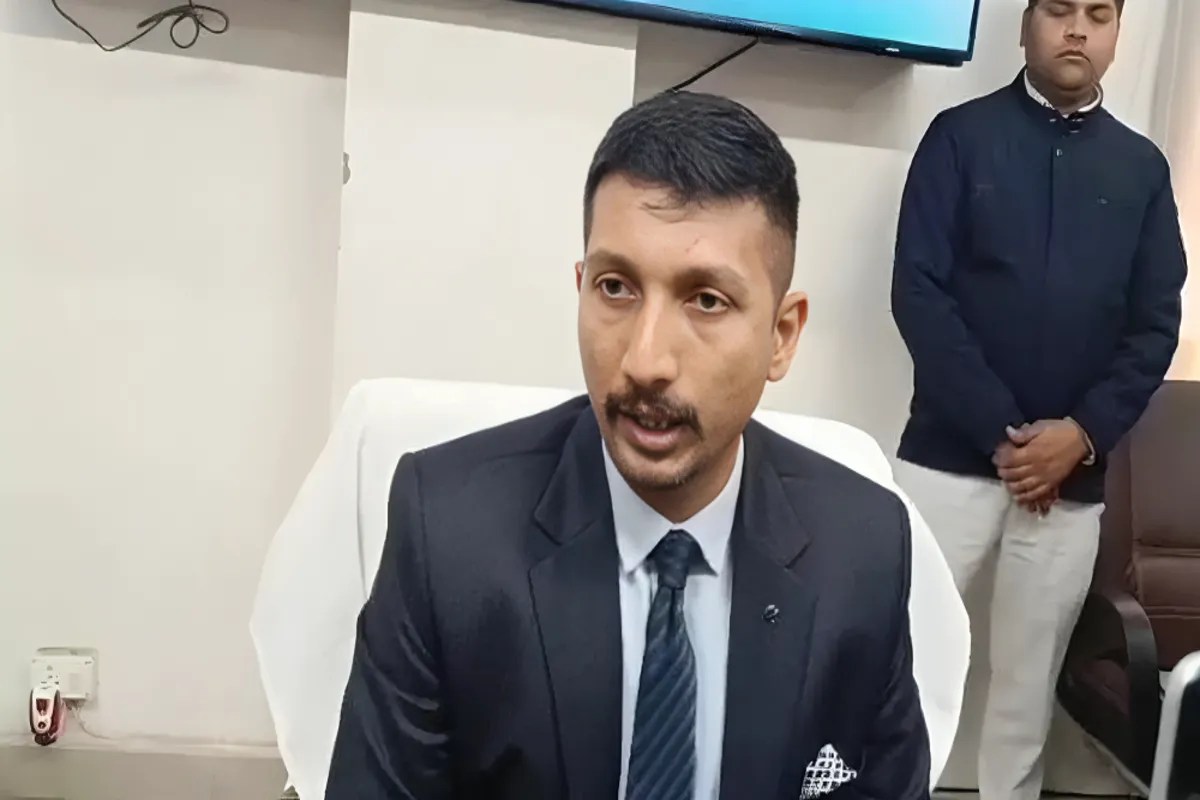 Schools Timing: लखनऊ में शीतलहर का असर, नर्सरी तक अवकाश और कक्षा 1 से 8 का समय बदला