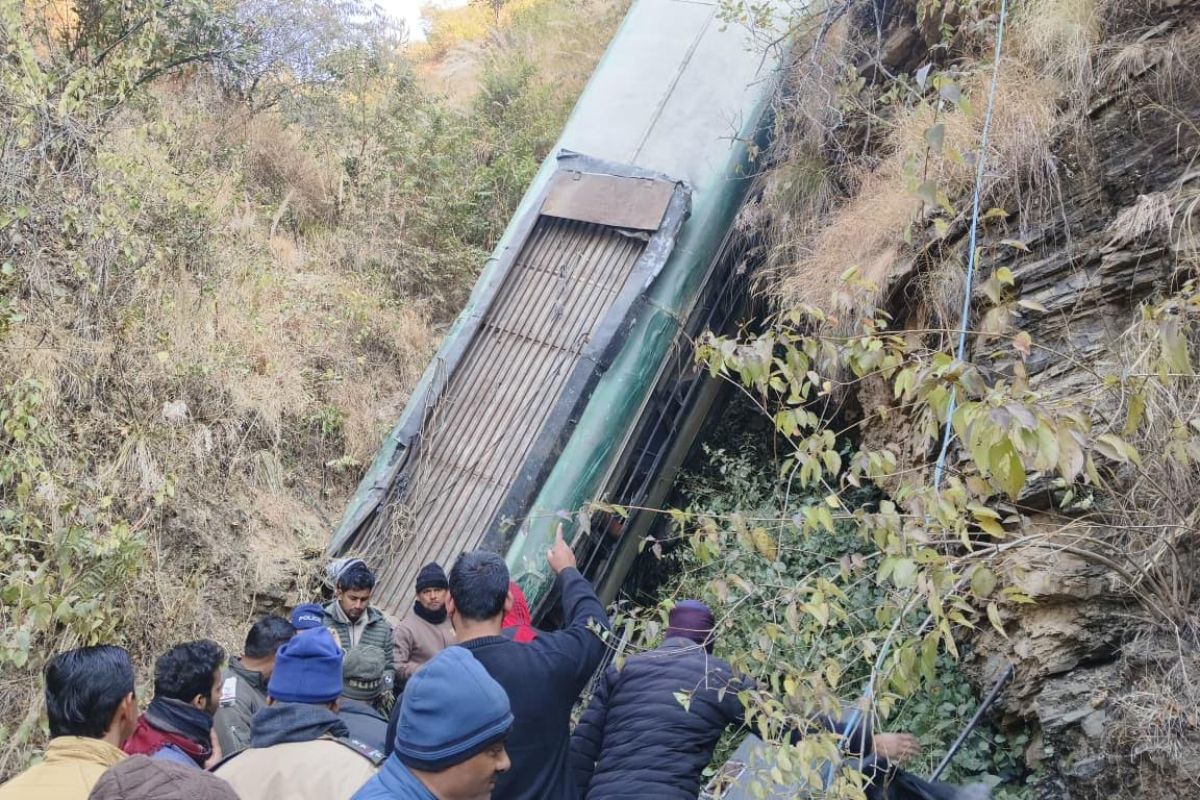 Uttarakhand Bus Accident: Seven Dead, 12 Injured After Vehicle Plunges into Gorge