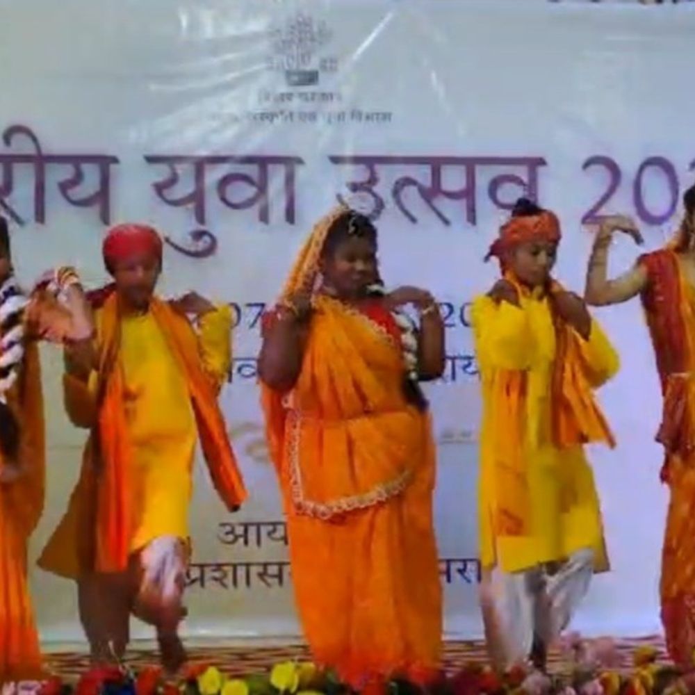 लखीसराय में दो दिवसीय युवा महोत्सव शुरू:जिलाधिकारी ने किया उद्घाटन, कहा-प्रतिभाओं को पहचान देने का एक बड़ा मंच