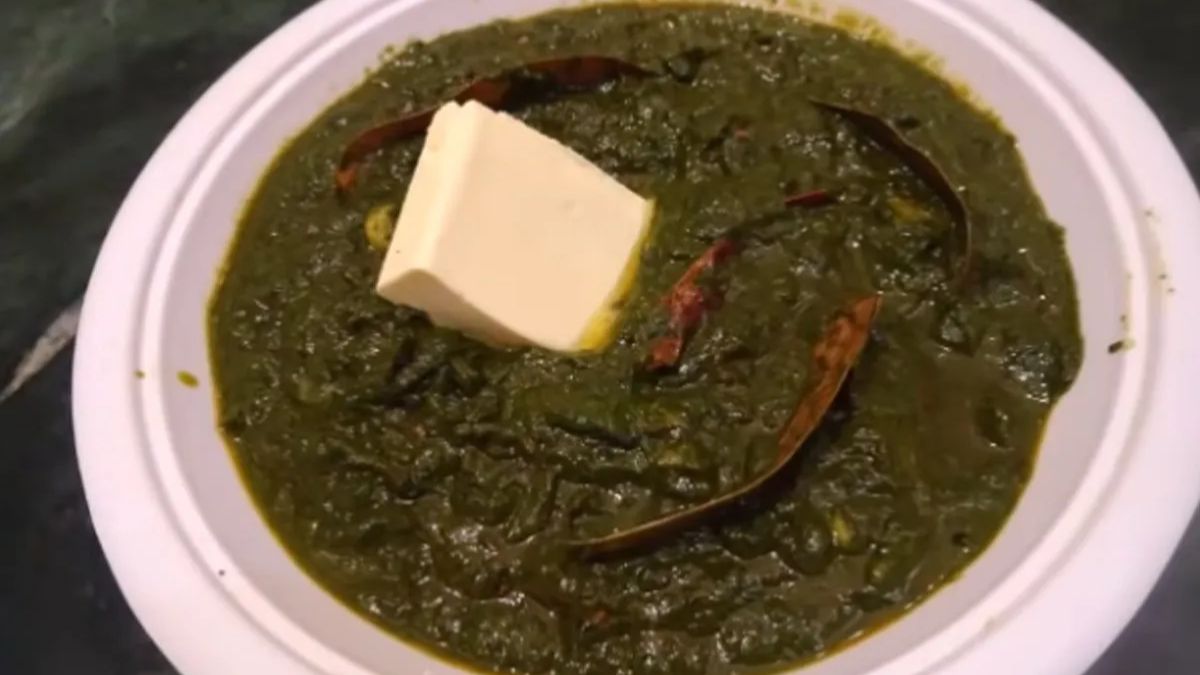 घर पर बनाएं ढाबा स्टाइल बथुआ का साग, मिलेगा वही देसी स्वाद, फटाफट नोट करें रेसिपी